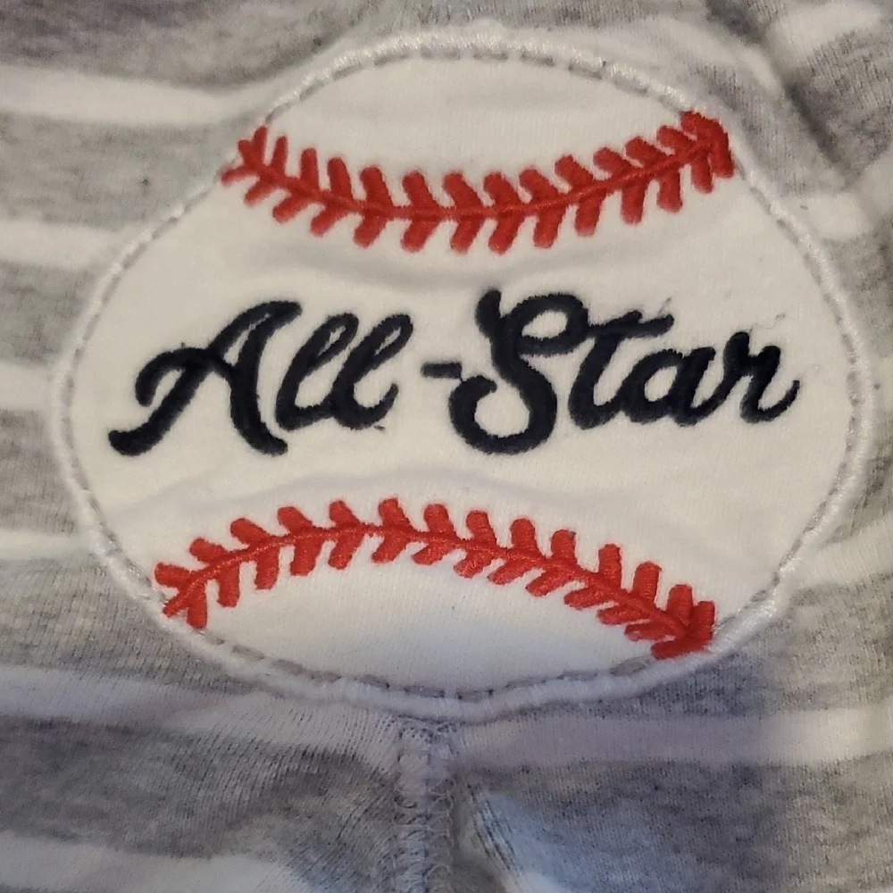 🐻   Carter's Gray and White Striped All- Star PANTS